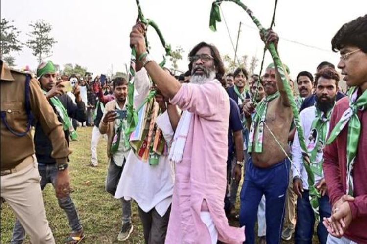 Jharkhand is getting great success in the campaign against Naxalites: Chief Minister Soren