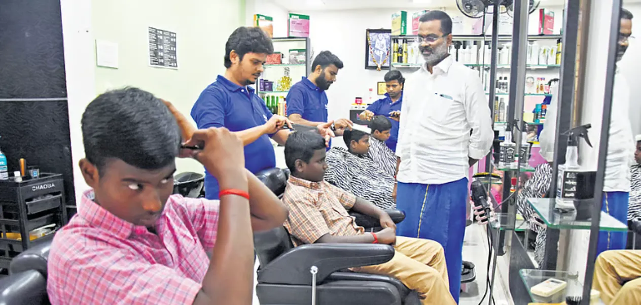 Chennai salon owner opens her heart to government school children. pics Social media