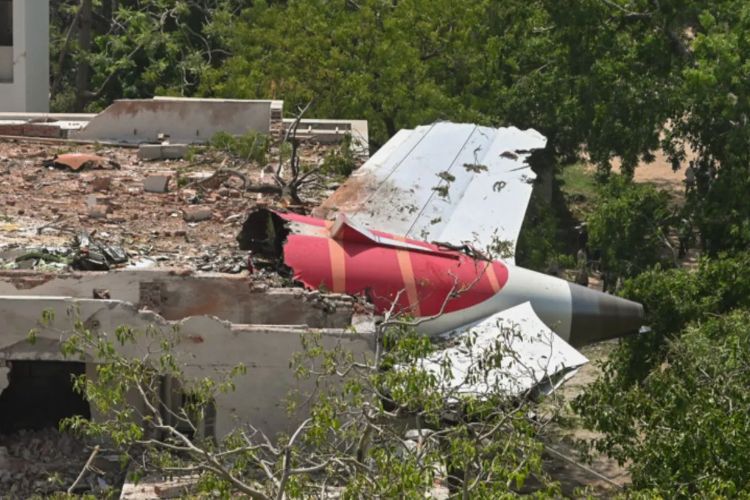 High-level committee discussed the possible causes of Air India plane crash
