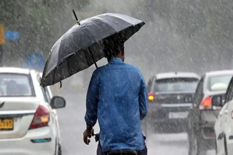 Moderate to heavy rains predicted in Delhi, orange alert issued