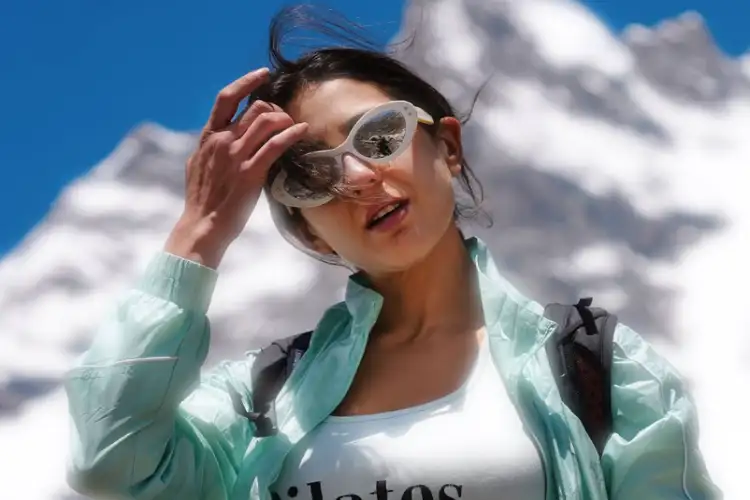 Sara Ali Khan shares serene pics from her vacation diaries; Fans say 