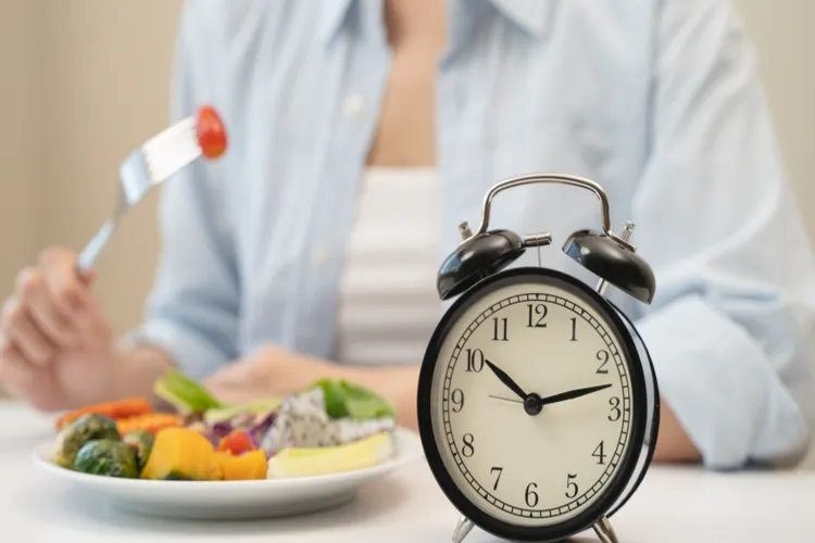 Intermittent fasting is as beneficial in weight loss as traditional diet: Study