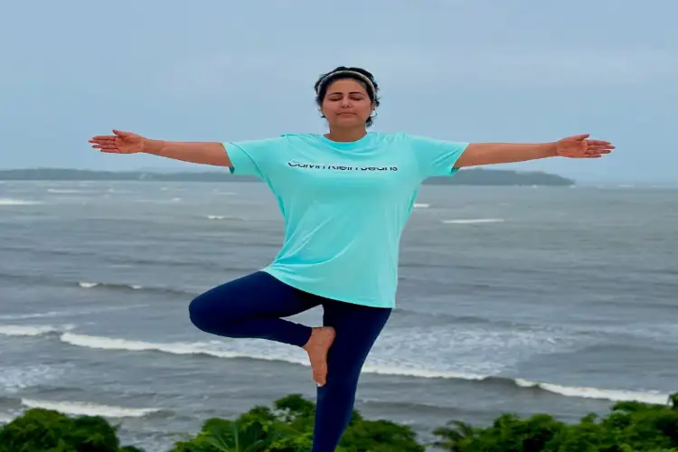 Hina Khan did yoga on Yoga Day, shared photos on Instagram