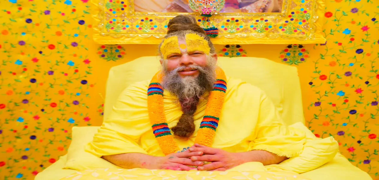 The gold coins of thirteen camels are a cheap deal: Saint Premanand ji became emotional while narrating the story of Amir Khusro