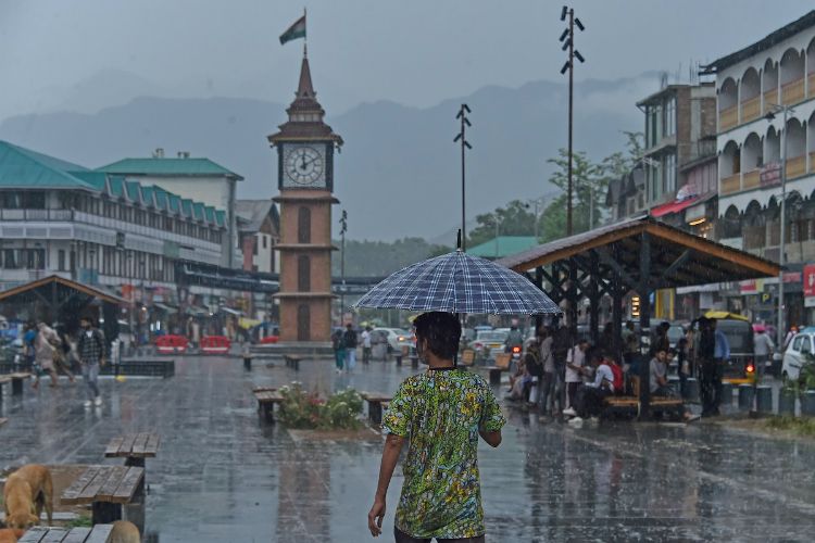 Relief from heat after rain in Kashmir