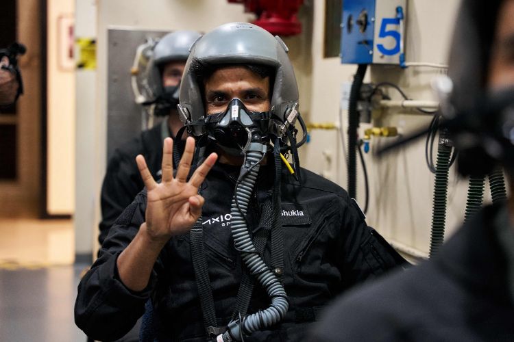 Lucknow's Shubhanshu Shukla left for space travel, wrote a new chapter