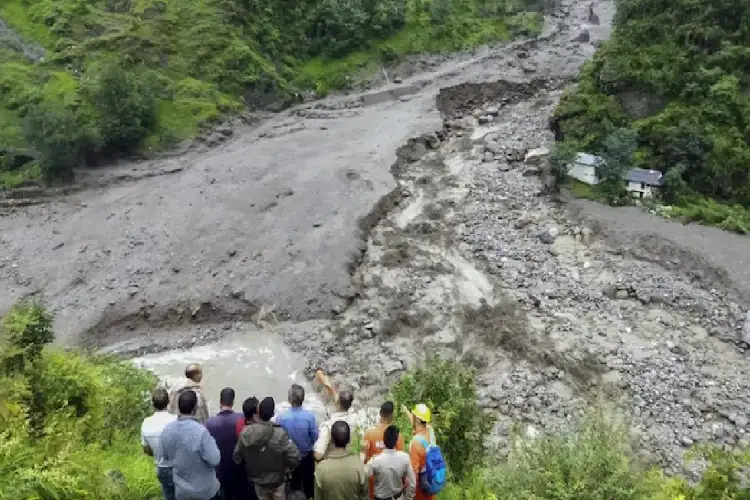 Cloudburst in Himachal Pradesh: Search for missing people intensified, some rescued