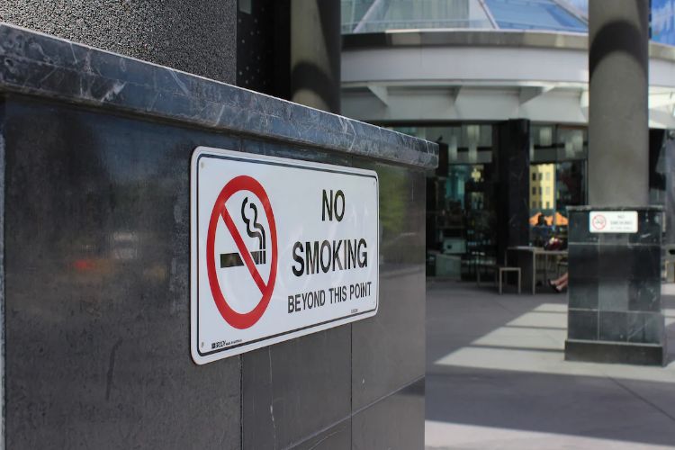 France to ban smoking near beaches, parks and schools