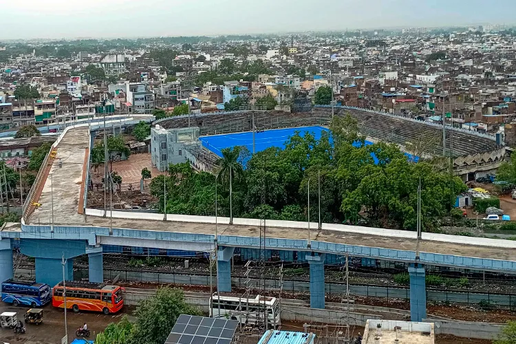 Action on 90 degree turn bridge in Bhopal: Madhya Pradesh government suspends 8 engineers