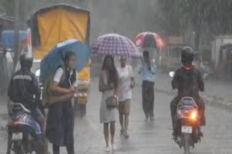 Heavy rain in Himachal Pradesh: Educational institutions in Manali, Banjar closed on Monday