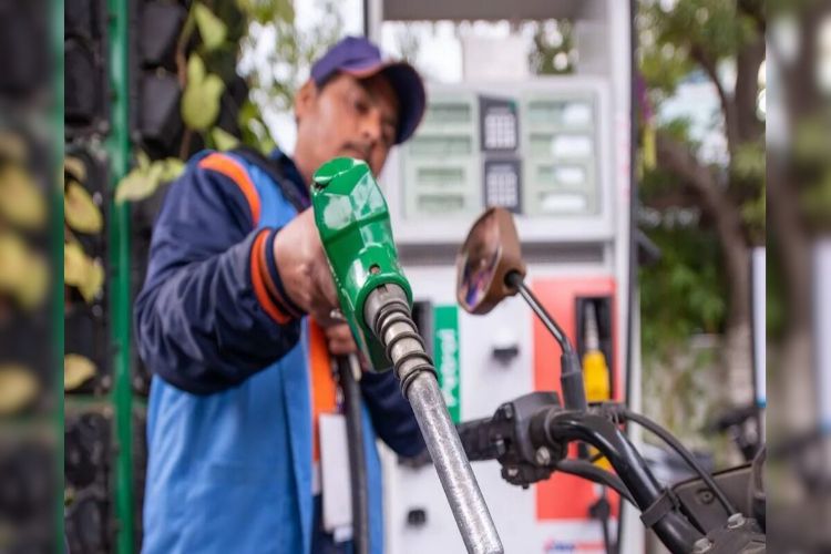 PwC suggests inclusion of petrol products in GST, reduction of tax slabs