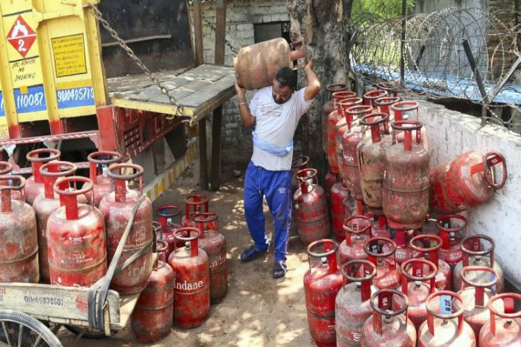 This is news of your use! Big relief from July 1, LPG cylinder became cheaper