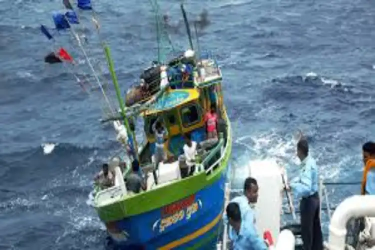 Sri Lankan Navy arrests 7 Indian fishermen for alleged illegal fishing
