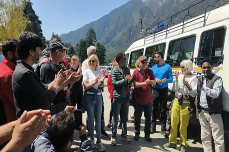 J-K: Elated locals welcome pilgrims weeks after Pahalgam terror attack