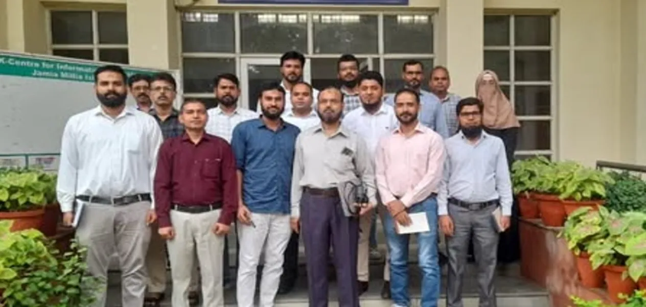 Unicode training for proficiency in Hindi typing in Jamia