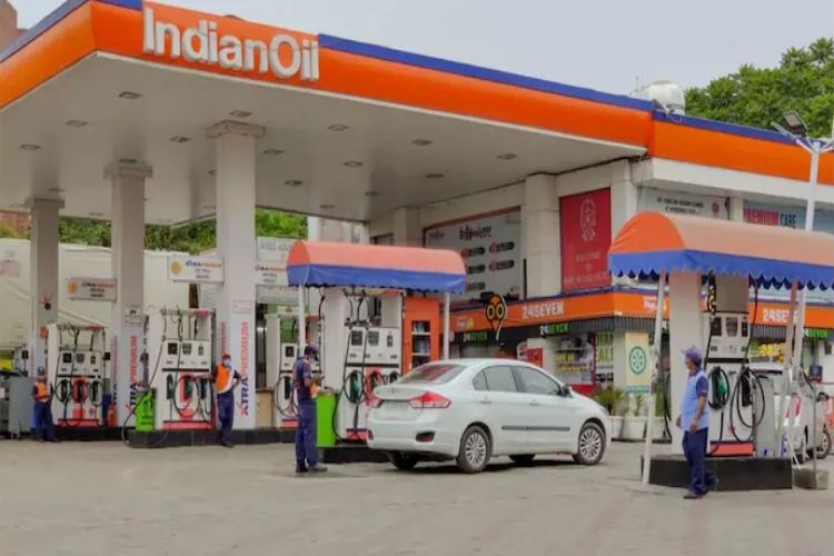 Ban on fuel for expired vehicles is not practical: Delhi Government