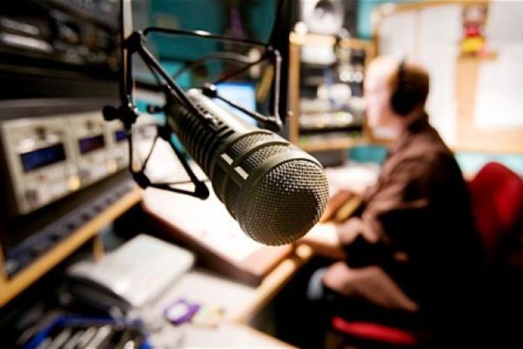 730 FM radio channels will be auctioned this month: Information and Broadcasting Secretary