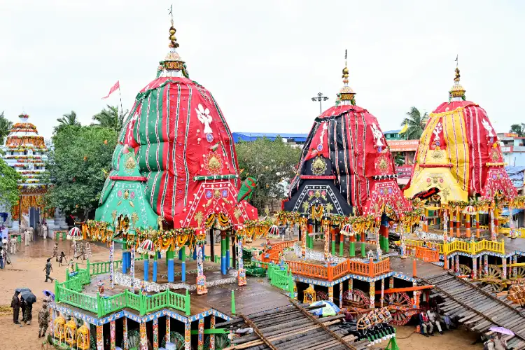 Lord Jagannath's 'Bahuda Yatra' begins with ceremonial 'Pahandi' ritual of deities