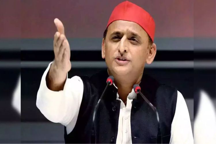 Akhilesh targeted BJP on nepotism