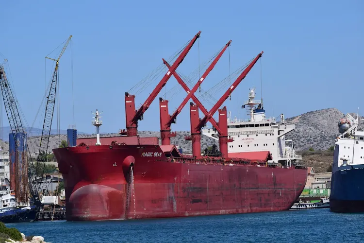 Major attack on ship in Red Sea, two security personnel injured, two missing; Houthi rebels suspected