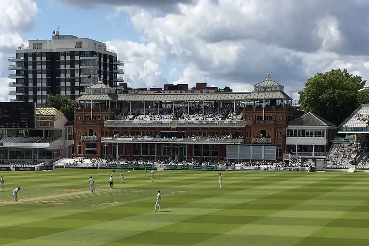 Batsmen will face a tough test on the challenging pitch of Lord's