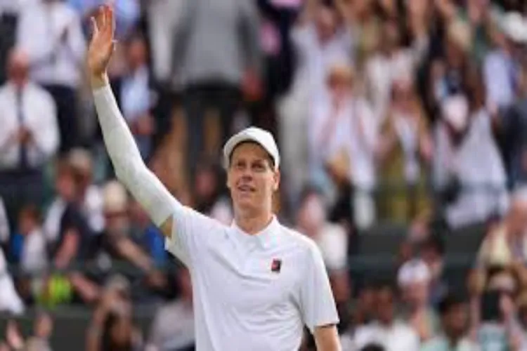 Wimbledon: Jannik Sinner beat Ben Shelton to reach the semi-finals with a sleeve on his injured elbow