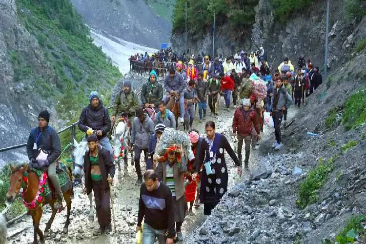 Jammu and Kashmir: Eighth batch of devotees left from Nanwan base camp for Amarnath Yatra