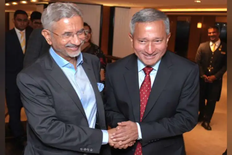 Jaishankar meets Singapore's counterpart Vivian Bala, says 