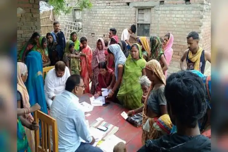 People from Nepal, Bangladesh and Myanmar found with Aadhaar, domicile, ration cards during SIR in poll-bound Bihar: Sources