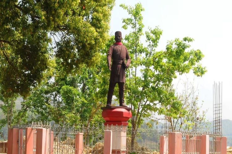Sikkim Governor and Chief Minister greeted the people on the 211th birth anniversary of Bhanubhakta Acharya