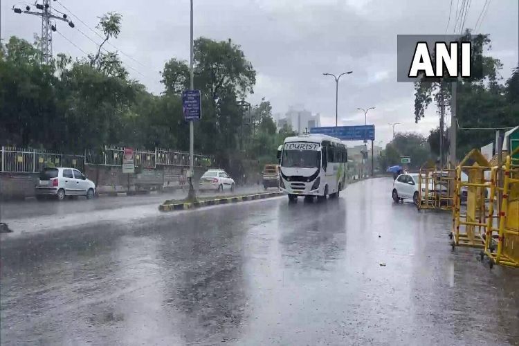 Light to heavy rain in some parts of Rajasthan