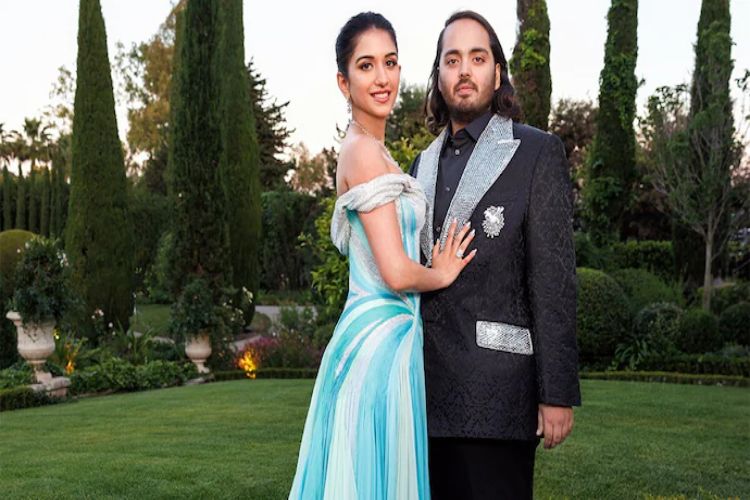 Shahrukh, Salman congratulated Anant Ambani and Radhika Merchant on their first wedding anniversary
