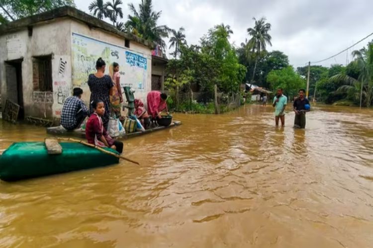IMD predicts heavy rains in 19 districts of Odisha