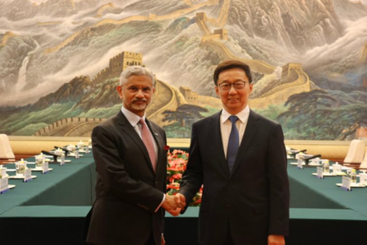 Jaishankar met Chinese Vice President Zheng, said normalization of relations will be mutually beneficial