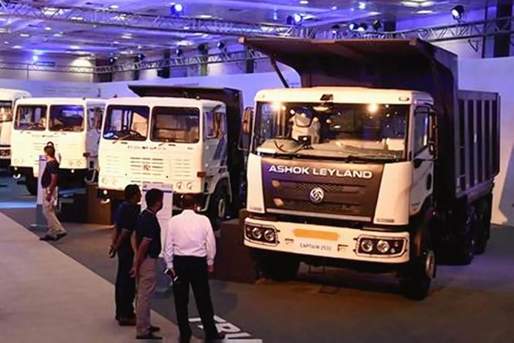 Ashok Leyland partners with Tamilnadu Grama Bank for vehicle financing