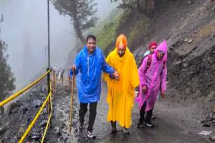 Amarnath Yatra resumes after heavy rains