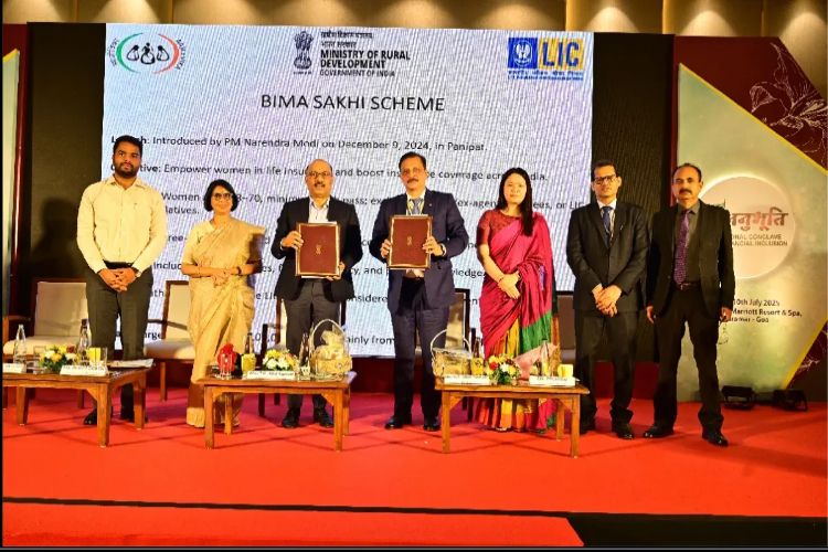 LIC signs MoU with Rural Development Ministry for 'Bima Sakhi Yojana'