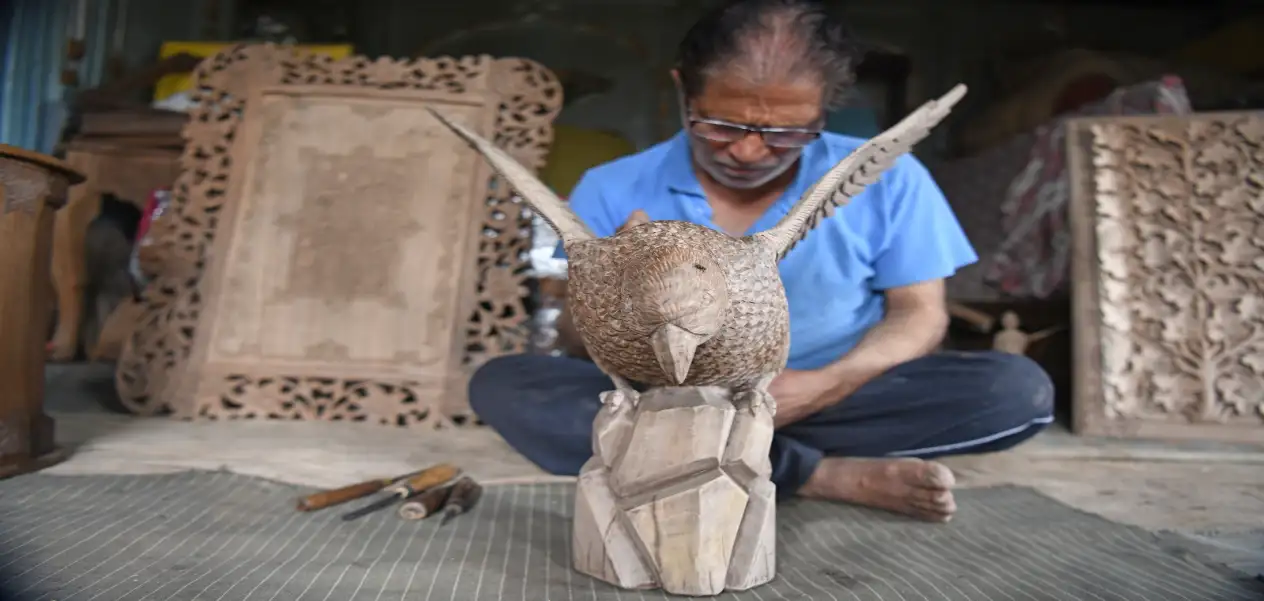 Mohammad Yusuf Muran: The wonder of Kashmir's wood carving