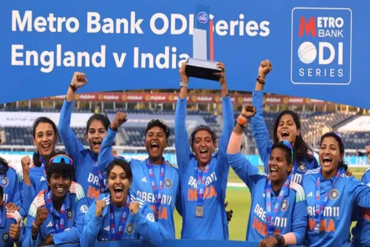 Harmanpreet's century, India beat England by 13 runs to win the ODI series