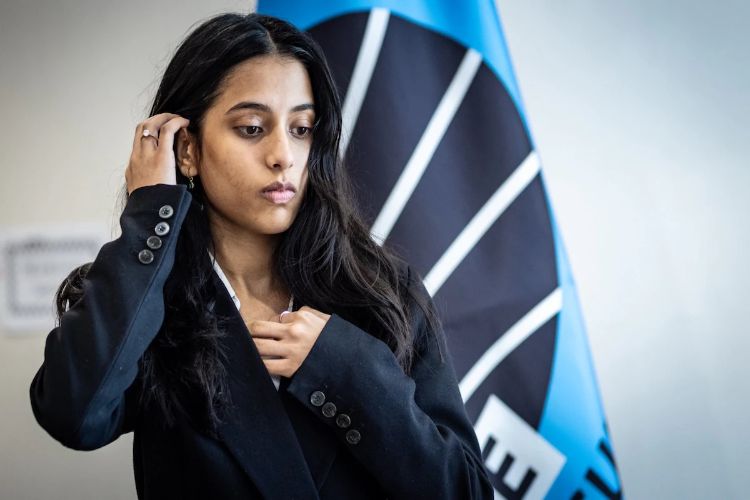 FIDE Women's World Cup: Divya Deshmukh creates history by reaching the final, also qualifies for the Candidates Tournament