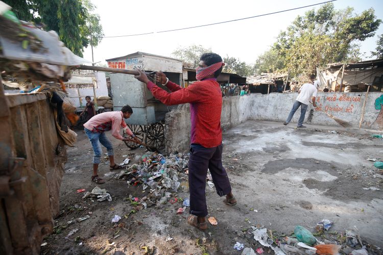 Centre notifies rules for identification and cleaning of contaminated sites