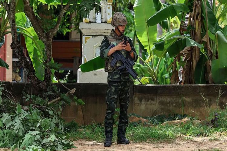Cambodia calls for immediate ceasefire in conflict with Thailand