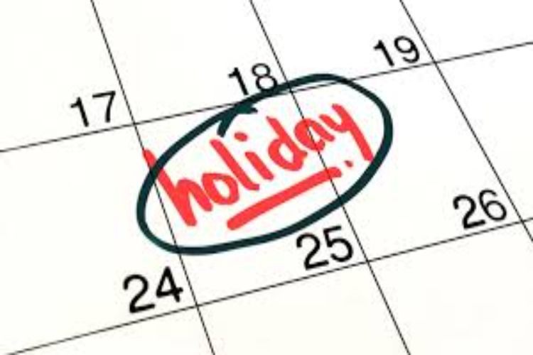 There are many holidays in the bank in the month of August, many days will remain closed