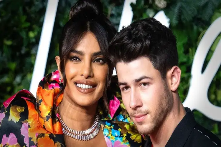 Priyanka Chopra, Nick Jonas groove to 'APT' at Blackpink's NYC concert