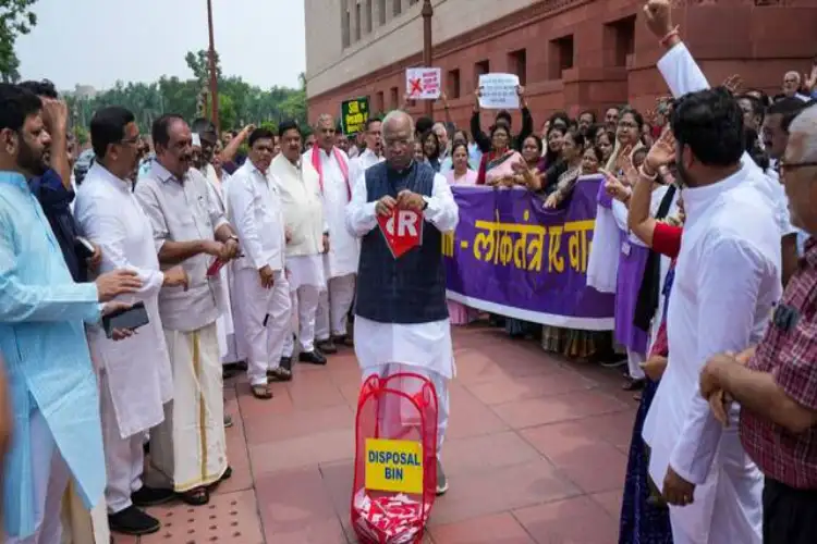 INDIA bloc continues protest against Bihar SIR; display posters with caricatures of PM Modi, EC