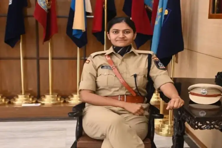Ariba Noman of Sultanpur became trainee IPS, got first posting in Jhansi, became inspiration for daughters