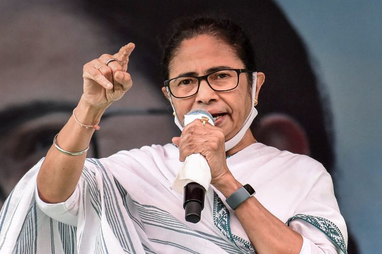 Bengali speaking woman was threatened in Delhi : Mamata Banerjee