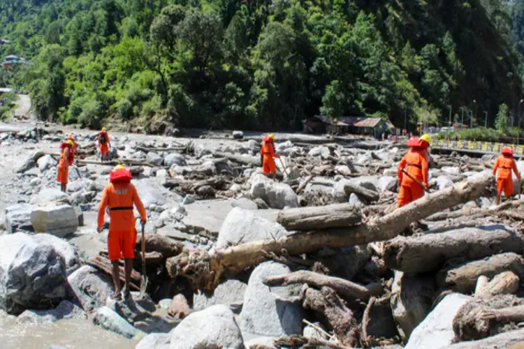 Monsoon havoc in Himachal's Kullu: 17 dead so far, loss of more than ₹48 crore