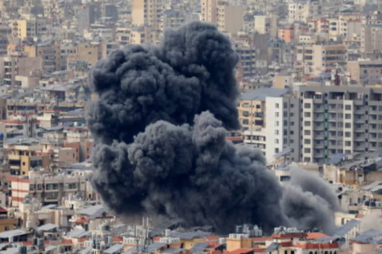 Israel launches heavy airstrikes on Lebanon amid ceasefire tensions