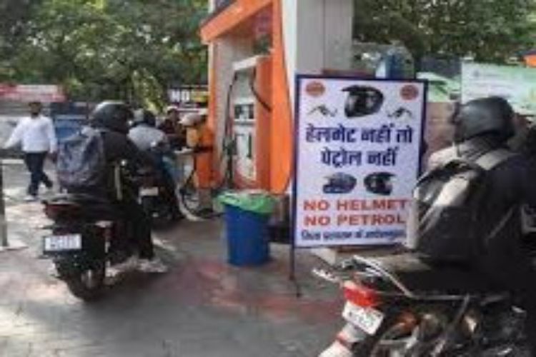 MP: 'No helmet, no petrol' order not followed, petrol pump sealed
